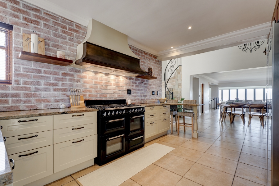 4 Bedroom Property for Sale in Myburgh Park Western Cape